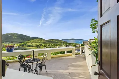 Image de New Listing! Beach, Pool, Golf, Tennis, Pickleball - Christiansted, St. Croix