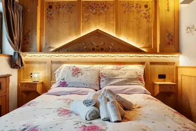 Image de Chalet Berghof Laret Ranuncolo avec jacuzzi et Wi-Fi