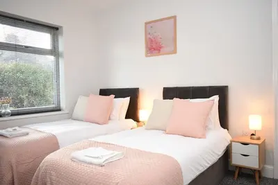 Image de The Nottingham Nook | Sleeps 7 + Free Parking