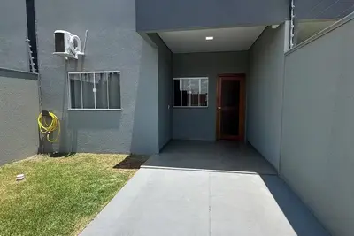 Image de House with garage, 2 bedrooms, sleeps 6 - House 2