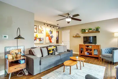 Image de Easy I-25 Access! Vibrant North Denver Home