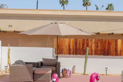 Image de Desert Oasis near Festival Field with a refreshing private Pool