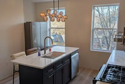 Image de Wonderful 3-bedroom Townhome in Welcoming Pittsburgh