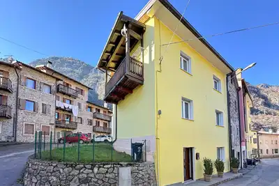 Image de Belle maison à Longarone avec Wi-Fi