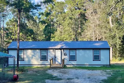 Image de Cozy 2-bedroom, full-bathroom in Sam Houston National Forest