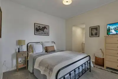 Image de Little Green Farmhouse