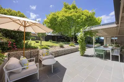 Image de Azure Allure | 10 Min Walk to Balnarring Village