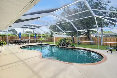 Image de Beautiful private pool home near Anna Maria Island - Be Still Beach Retreat