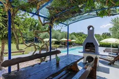 Image de Bel appartement pour 5 personnes avec Wifi, piscine, climatisation, Tv et terrasse