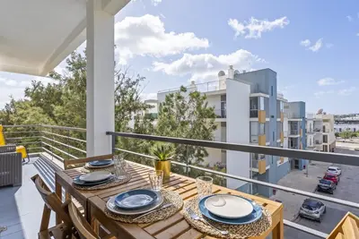 Image de Steps to marina, beach, town