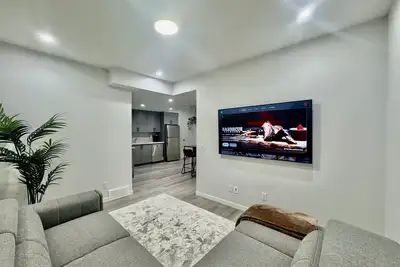 Image de Golden Retreat Private & Modern 2br Suite