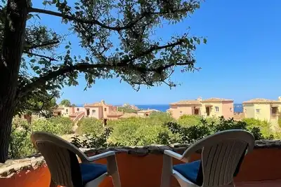 Image de Canneddi Isola Rossa, à l'ombre de l'Orme