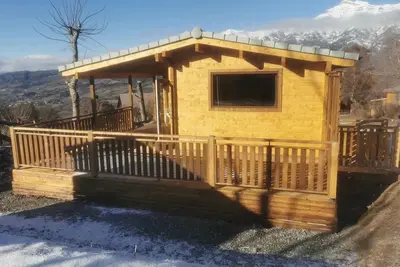 Image de Chalet neuf 4 couchages + Bb - skis aux pieds St Léger les Mélèzes vue montagne