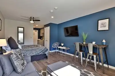 Image de Killington Center Renovated Studio with Kitchenette on Bus Route and Discounted Ski Rentals.