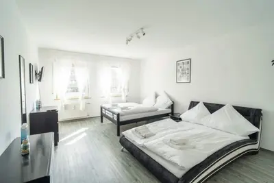 Image de Stylish Apartment | Central | Smart Tv & Sky