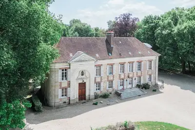Image de Domaine de Vauluisant, gîte pour 32 personnes en Bourgogne