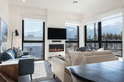 Image de The Summit - 3 Bedroom Penthouse|Roof Top Hot Tub