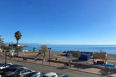 Image de Beachfront, Wonderful Apartment, Luxury, Spacious, Bright, Terrace, Views, Sea View