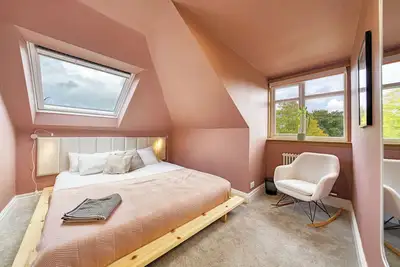 Image de Fabulous 4-bedroom house in tranquil Giffnock perfect for families