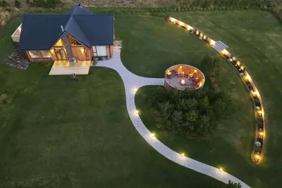 Image de '' Lava Forest ''. Fabulous 4-bedroom house in charming Hraunmörk