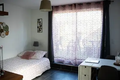 Image de Studio 'Gîte Cosy' avec terrasse partagée, Wi-Fi et climatisation