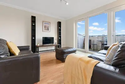 Image de Free Parking | Central | 2 Bedroom | 4 Guests