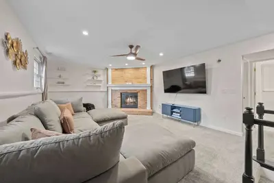 Dublin Blue Haven - Home for 12