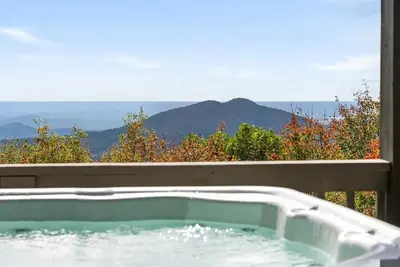 Image de Mountain High - Hot Tub, Game Room and Views