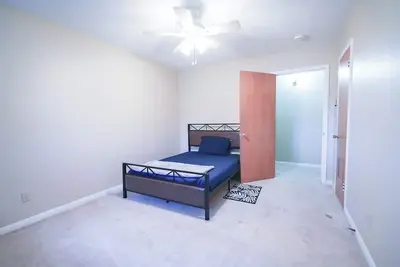 Image de Fabulous 4-bedroom house with Ac in charming Baytown