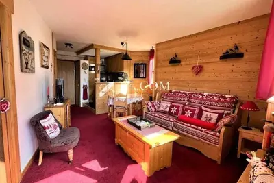 Image de T3 très lumineux(33 m2)pour 4 Pers, au cœur de la station, à proximité des pistes