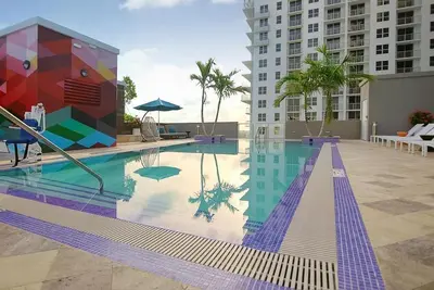 Image de Stylish 2br Condo with Balcony/Gym/pool at Circ hotel