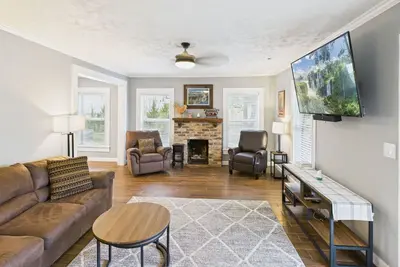 Image de Pet Friendly House on the White River Bluff