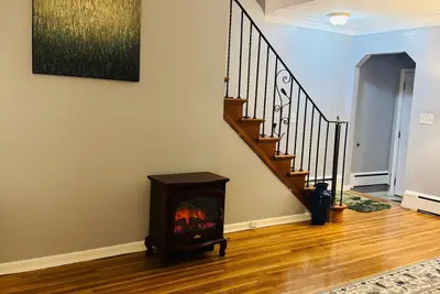 Image de Home close to buffalo university and airport - Comfortable 3 bedroom house