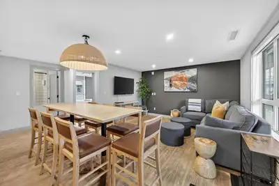 Image de Downtown Suite | Kitchen + Near Mountain Resort