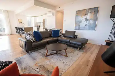301 | Condo de Luxe | Vue Exceptionnelle & Piscine