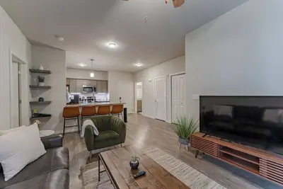 Image de Ground Floor Apt. Near Mercy/Cox/Msu/BassPro