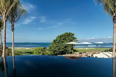 Image de Impeccable Estate with In-House Spa and Home Cinema