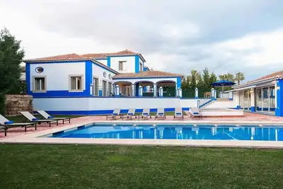 Image de Stylish Algarve Villa with Two Pools and Sea Views