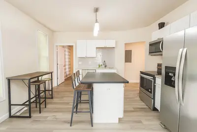 Image de Cozy 1-bedroom main level duplex in peaceful Cheyenne with W/D in unit