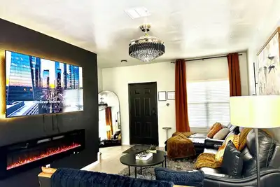 Image de Stylish home Ii > Entertainment District> At&T stadium, Six Flags & Uta