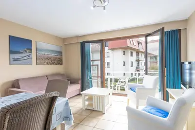 Image de Appartement spacieux avec terrasse ensoleillée