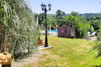 Image de Gîte moderne dans Haut Vienne avec grand jardin