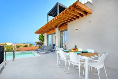 Image de Villa Mathis avec Vue Mer, Wi-Fi et Climatisation