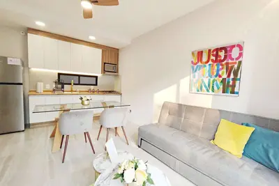 Image de Condesa Design 1br | King Bed + Desk | 55 m²