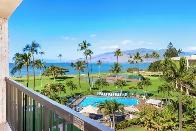 Image de Elegant Oceanfront w/ Pool & Hot Tub in Maui Sunset