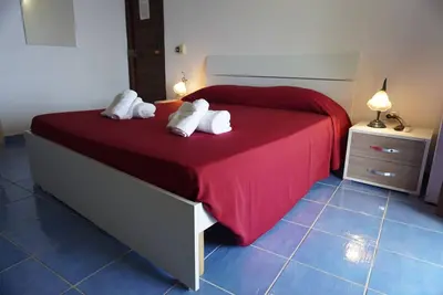 Image de Chambre Familiale Cilento avec Wi-Fi et Climatisation