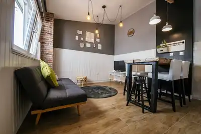 Image de Appartement avec terrasse donnant sur l'église