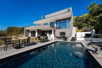 Villa à Starigrad avec centre de bien-être privé