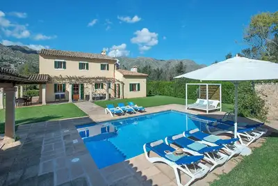 Image de Sort Gran - Quatre Chambres Villa, Couchages 8