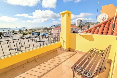 Image de Fabulous 1-bedroom apartment in pleasant Setúbal near the coast view marina